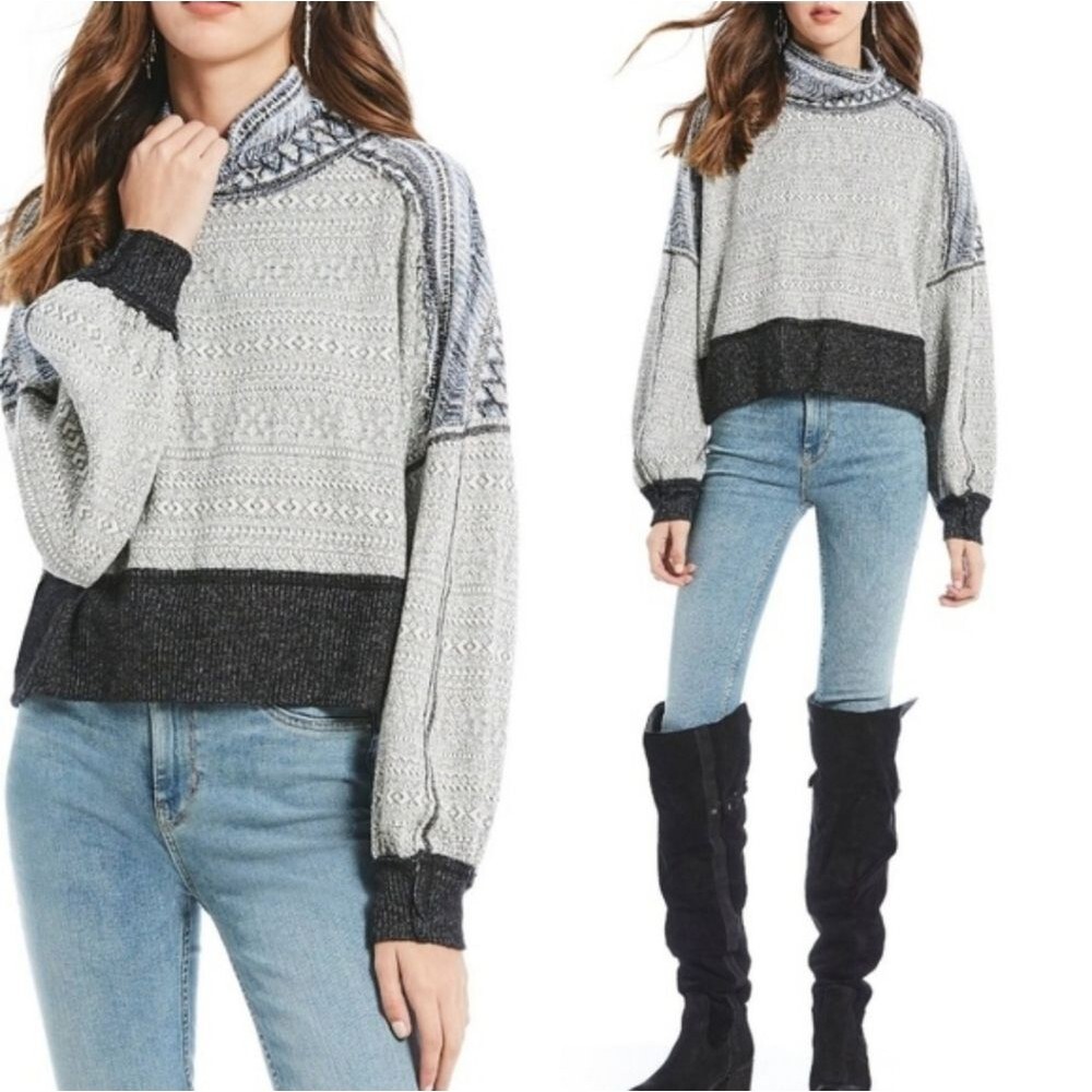 We The Free In The Lodge Grey Blue FairIsle Mock Neck Crop Sweater Size Small